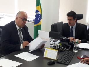 Paraná solicita revisão de insumos e medicamentos no combate à dengue ao Ministério da Saúde