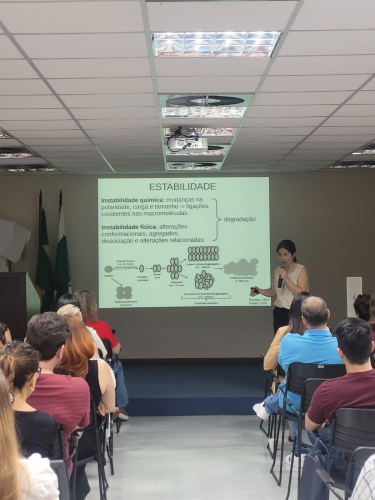 Assistência Farmacêutica promove capacitação sobre Planos de Contingência em Armazenamento e Gestão da Qualidade