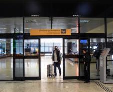 Paraná realiza estratégia de testagem para Covid-19 no aeroporto internacional Afonso Pena
