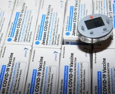 Mais 279,2 mil vacinas contra a Covid-19 chegam ao Paraná