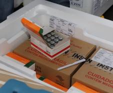 Paraná recebe mais 191,4 mil vacinas contra a Covid-19; distribuição começa no sábado