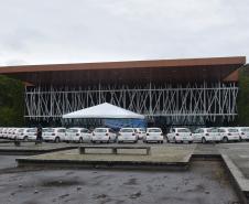 Governador entrega 40 carros para reforçar atendimento da Saúde em Curitiba