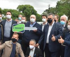 Governador entrega 40 carros para reforçar atendimento da Saúde em Curitiba