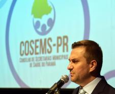 Secretário agradece parceria com os municípios na posse da nova diretoria do Cosems