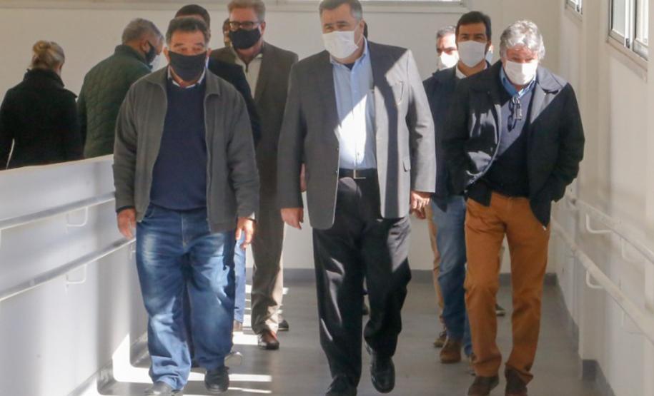 Secretário vistoria finalização da obra do Hospital Regional de Telêmaco Borba