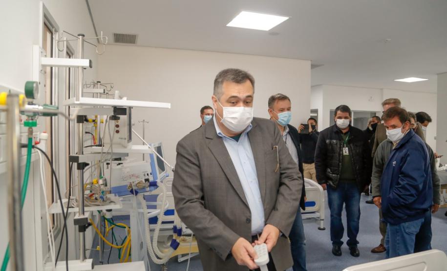 Secretário vistoria finalização da obra do Hospital Regional de Telêmaco Borba