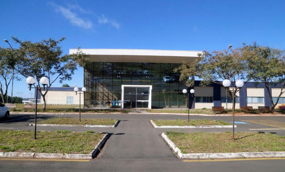 Secretário vistoria finalização da obra do Hospital Regional de Telêmaco Borba