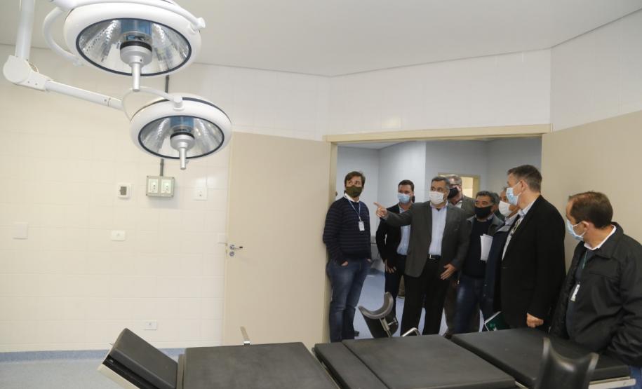 Secretário vistoria finalização da obra do Hospital Regional de Telêmaco Borba