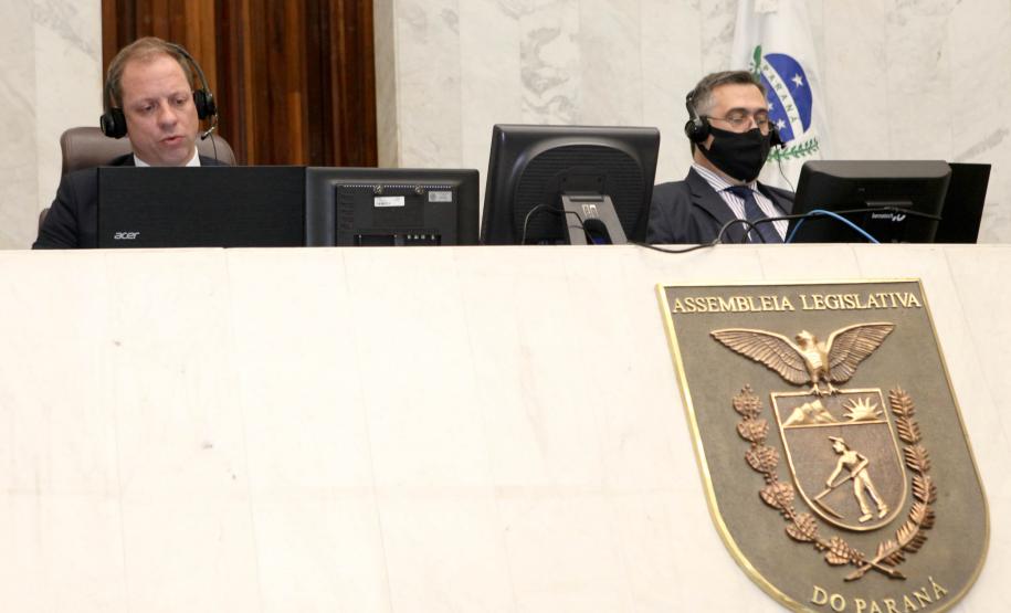 Enfrentamento à Covid-19 é destaque entre as ações da Saúde apresentadas na Alep