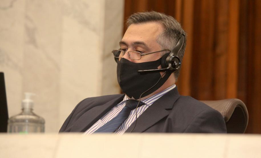 Enfrentamento à Covid-19 é destaque entre as ações da Saúde apresentadas na Alep