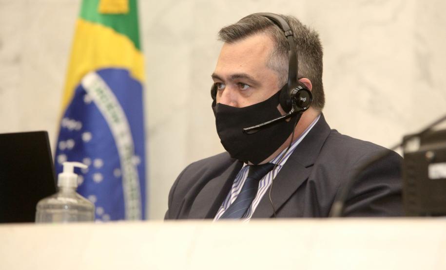 Enfrentamento à Covid-19 é destaque entre as ações da Saúde apresentadas na Alep