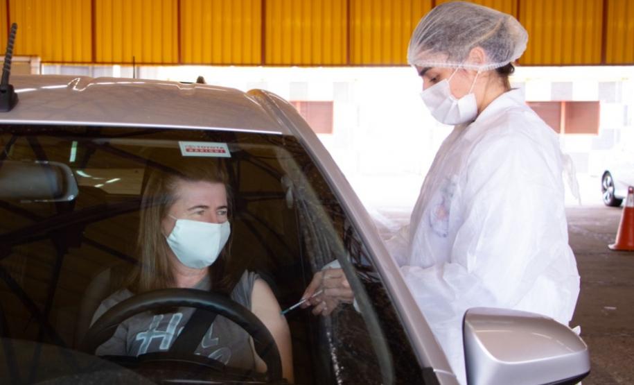 Paraná ultrapassa marca de 13,5 mil profissionais do Ensino Superior vacinados contra a Covid-19