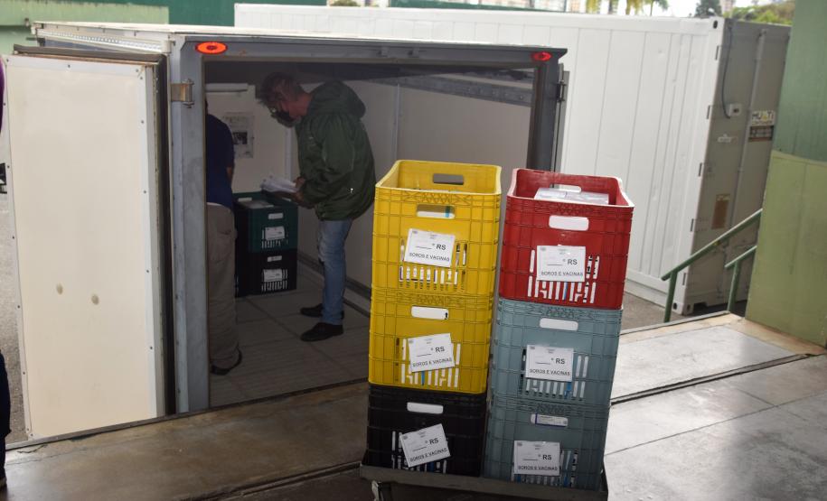 Saúde inicia nova distribuição de mais 671 mil doses aos municípios