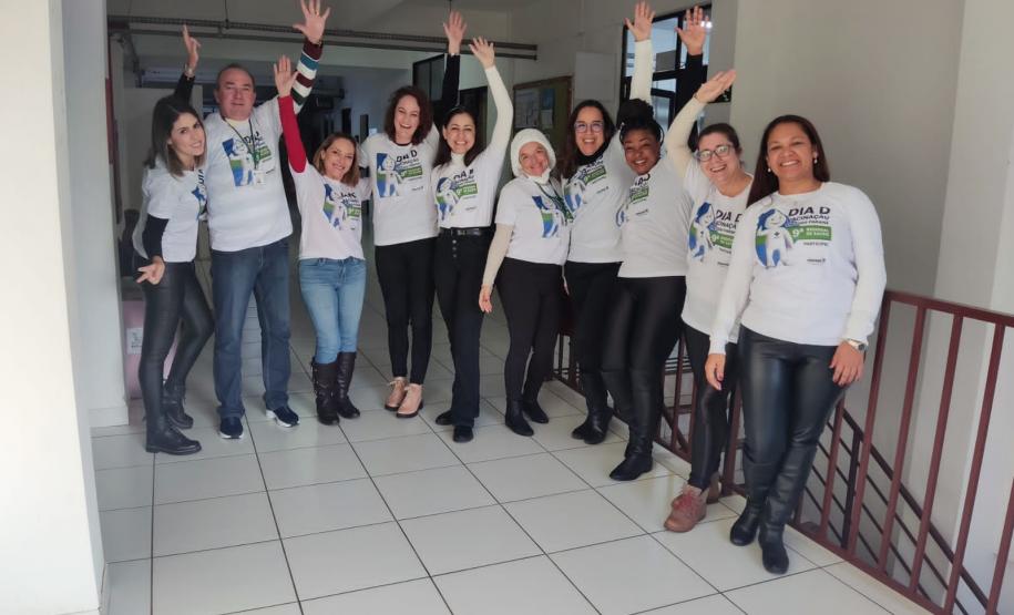 Equipe de vacinação em Foz do Iguaçu