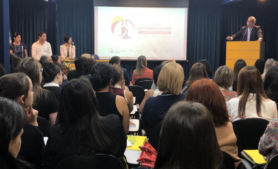 Saúde promove seminário e aborda importância do tratamento contra a tuberculose
