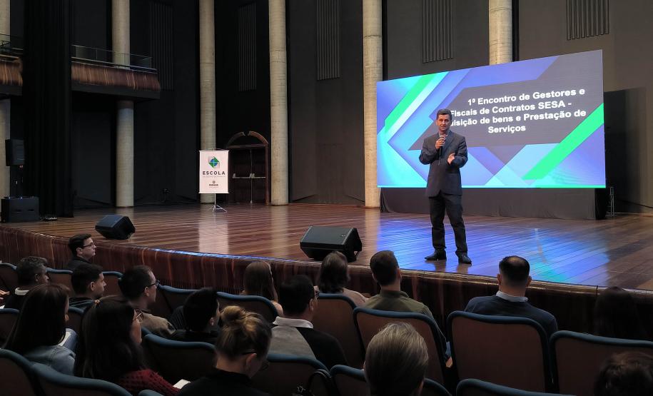 Saúde capacita servidores que atuam como fiscais e gestores de contratos