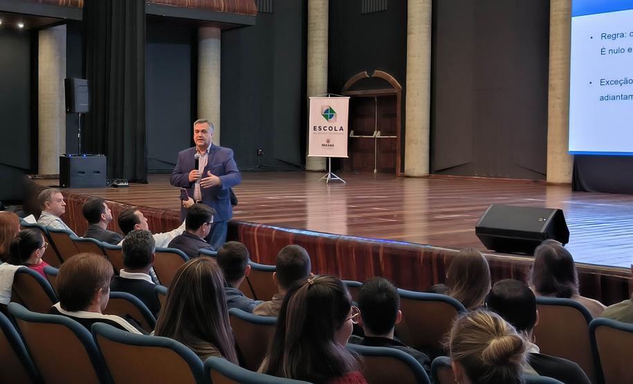 Saúde capacita servidores que atuam como fiscais e gestores de contratos