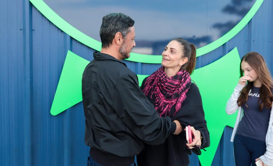 Pilotos que transportam órgãos encontram adolescente que recebeu um novo coração