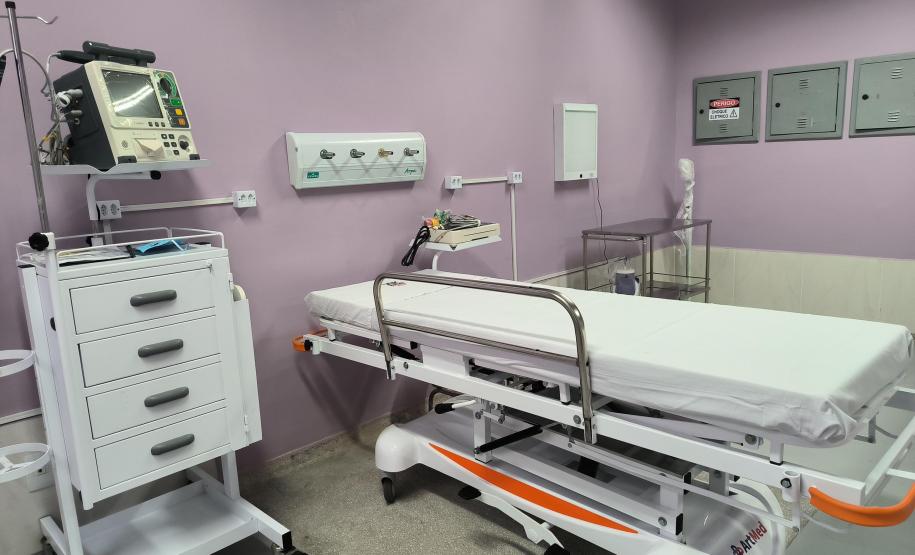 Com investimento do Estado, Clínica de Hemodiálise de Castro é reativada