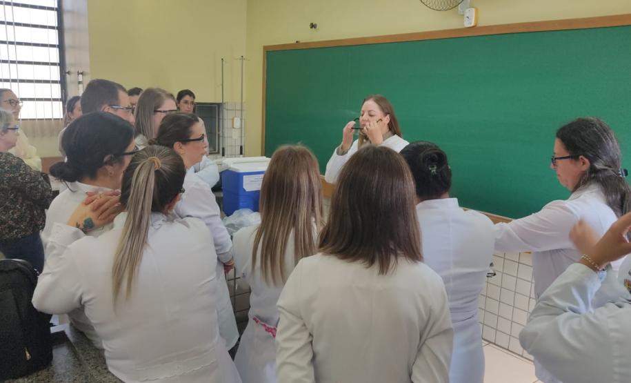 Saúde capacita profissionais para aplicar vacina BCG em bebês já na maternidade