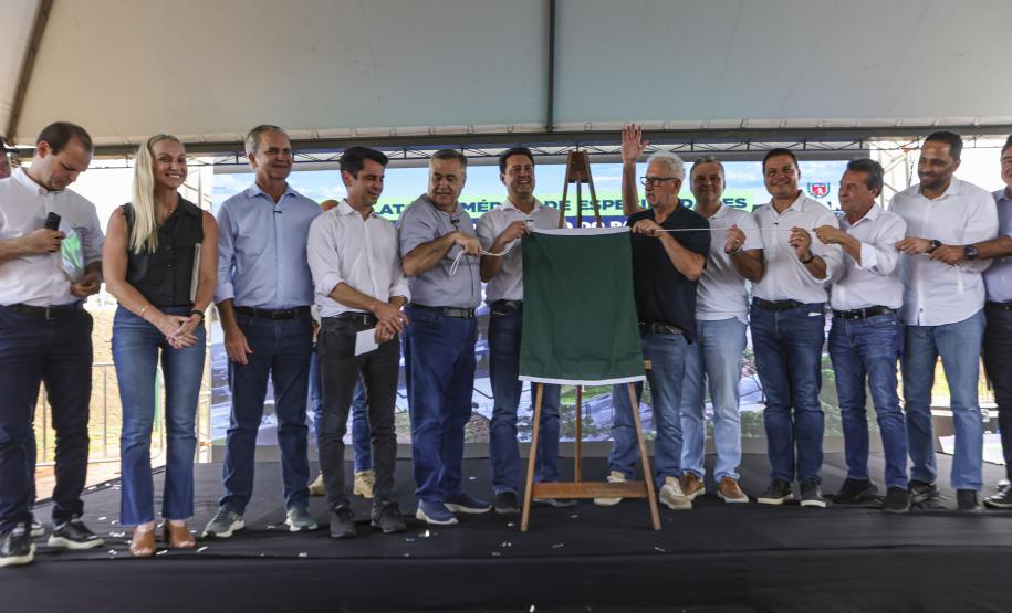 Governador inaugura Ambulatório Médico de Especialidades em Cianorte