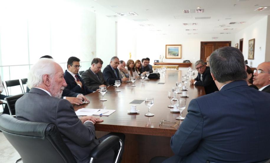 Presidente do Conselho Federal de Medicina enaltece modelo de regionalização da saúde adotado pelo Estado